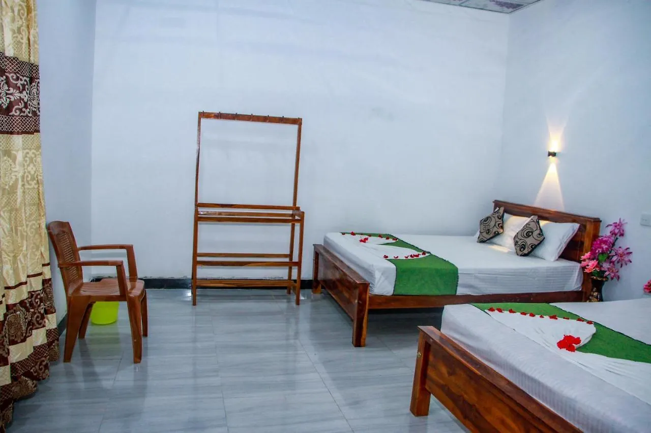 Guest house Mayura Lake Sigiriya